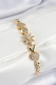 Pirinç Zirkon Taşlı Kalp Detaylı Çiçek Model Gold Renk Kadın Bileklik - TJ-BB7527 thumbnail 1