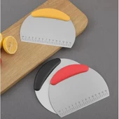 Paslanmaz Çelik Hamur Kesme ve Şekillendirme Spatulası thumbnail 4