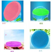 Yuvarlak Vantuzlu Banyo Sırt Kese Matı 26 cm thumbnail 3