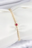 Pirinç Zirkon Taşlı Kare Model Gold Renk Kadın Bilekilk - TJ-BB7660 thumbnail 1