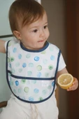 Mavi Biyeli Tekli Sıvı Geçirmez Mama Önlüğü 6-36 Ay thumbnail 1