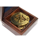 Ahşap Kutulu Pirinç Güneş Saati Ve Pusula Modeli thumbnail 2