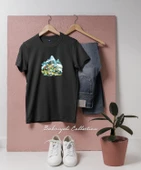 Oversize Karlı Tepeleri Olan Pitoresk Alp Köyü Tasarımlı Unisex T-Shirt thumbnail 8