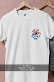 Oversize Okey Mini Dalgıç  Cep Tasarımlı Unisex T-Shirt thumbnail 8
