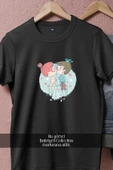 Oversize Boy And Girl Kissing İllustration  Tasarımlı Unisex T-Shirt thumbnail 11
