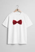 Oversize Kırmızı Papyon Red Bow Tie Göğüs Tasarımlı Unisex T-Shirt thumbnail 5