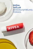 NIVEA Çilek Dudak Bakım Kremi  4,8 gr, Nemlendirici,Parlatıcı,Çilek Kokusu,Hafif Kırmızı Işıltı - 3