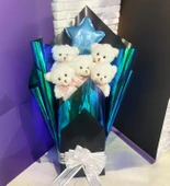 Premium Yıldız Balonlu, Hologramlı Sunumda Beyaz Peluş Ayıcık Buketi thumbnail 3