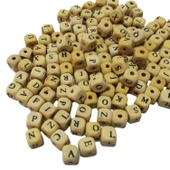 Ahşap Küp HARFLİ  Boncuk 10X10 MM Naturel 100 GRAM - 1