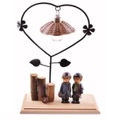 Pilli Işıklı Romantik Çift Tema Büyük Boy Dekoratif Ahşap Biblo thumbnail 1