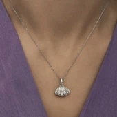 Gümüş İncili İstiridye Bayan Kolye thumbnail 4