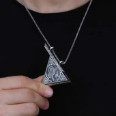 Gümüş Üçgen İçi Açılabilen Tuğra Muskalık Kolye thumbnail 3
