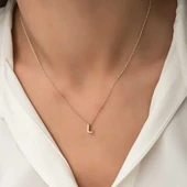 Gümüş Rose 3 Boyutlu L Harf Bayan Kolye thumbnail 1