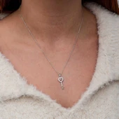 Gümüş Kalpli Sonsuzluk Anahtar Kadın Kolye thumbnail 4