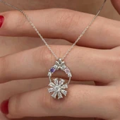 Gümüş Beyaz Dönen Çiçek Kadın Kolye thumbnail 1