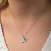 Gümüş Beyaz Opal Taşlı Lotus Kadın Kolye - 4