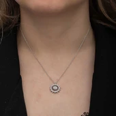 Gümüş Güneş Kadın Kolye thumbnail 3