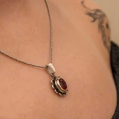 Gümüş Kırmızı Taşlı Çiçek Model Kadın Kolye thumbnail 4