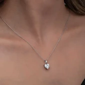 Gümüş Beyaz Taşlı Kalpli Kadın Kolye thumbnail 3