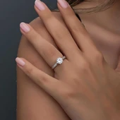 Gümüş Tek Taş Kadın Yüzük thumbnail 1