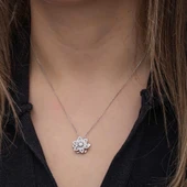 ​Gümüş Yıldız Baget Taşlı  Dönen Stres Kadın Kolye thumbnail 5