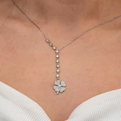 Gümüş Sıralı Zirkon Taşlı Yonca Kadın Kolye thumbnail 2