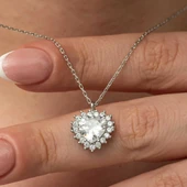 Gümüş Zirkon Taşlı Kalp Kadın Kolye thumbnail 2