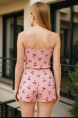 Bicomi Pembe Kiraz Desenli Kurdelalı Askılı Şortlu Pijama Takımı thumbnail 2