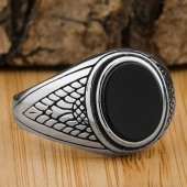 Oval Siyah Oniks Taşlı Desenli 925 Ayar Gümüş Yüzük thumbnail 1