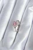 Pirinç Gümüş Renk Pembe Zirkon Taşlı Charm Model Kadın Yüzük - 1