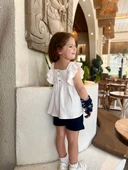 Fırfır Kollu Kız Çocuk Takımı – Ekru Üst & Lacivert Şort - 5