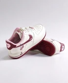 Nike Air Force 1 Valentines Day thumbnail 2