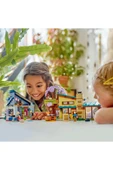 LEGO Friends Olly ve Paisley'nin Aile Evleri 42620 -  Yaratıcı Oyuncak Yapım Seti (1126 Parça) - 2