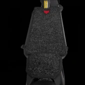 Gorilla Elektrikli Scooter Aksesuar Koruyucu Paspas Gorilla G3 Uyumlu Siyah Kenar Overlok Kırmızı Kurt Nakış Armalı thumbnail 5