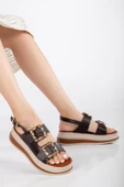 Çift Bantlı Tokalı Kadın Sandalet thumbnail 7