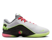 Nike LeBron XXII "Crown Jewel" FZ1094-101 thumbnail 1