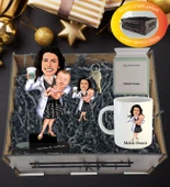 Kişiye Özel Karikatür , Anahtarlıklı Ve Kupa Hediye Sepeti thumbnail 1