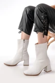 MSK-032 Beyaz Topuklu Fermuarlı Kadın Bot - 2