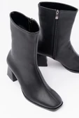MSK-032 Siyah Topuklu Fermuarlı Kadın Bot thumbnail 6