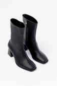 MSK-032 Siyah Topuklu Fermuarlı Kadın Bot thumbnail 5