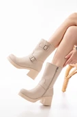 5109-3043 Bej Toka Aksesuarlı Fermuarlı Kalın Topuklu Günlük Kadın Bot thumbnail 2