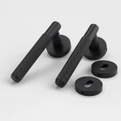 Tırtıllı Mat Siyah Oda Tipi Kapı Kolu Rozetli Sağ Sol Uygun Modern İç Kapı Kilitli 1 Takım thumbnail 3