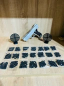 Gümüş Renk Boncuklu Oyuncak Tabanca 1 Adet + 2 adet hedef 9 cm Siyah +  21 Paket Boncuk - 1