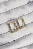 Pirinç Gold Renk Zirkon Taşlı Dikdörtgen Model Seranay Küpe - TJ-BKP9117 thumbnail 1