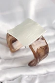 Kahverengi Mermer Desen Akrilik Plastik Gümüş Kare Plaka Model Vintage Kadın Bilezik - TJ-BB6672 thumbnail 1