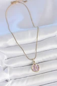 316L Çelik Gold Renk Zincir Mor Mineli Çiçek İşlemeli Portre Model Kadın Kolye - TJ-BKO10164 thumbnail 2