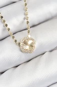 Pirinç Zirkon Taşlı Yonca Model Ezme Zincir Gold Renk Kadın Kolye - TJ-BKO10392 thumbnail 1