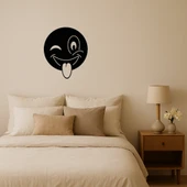 Dil Çıkaran Göz Kırpan Emoji MDF Dekoratif Tablo thumbnail 1