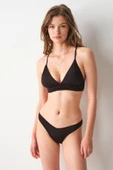 No Gossip 239100 Siyah Renk Kadın Crush Sırtı Çapraz Üçgen Bikini Üst thumbnail 3