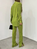 Bayrama Özel Kadın Düşük Omuz Salaş Gömlek Ve Yırtmaç Detay İspanyol Paça Pantolon thumbnail 5